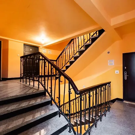 Apartment Old Town Eclectic For 6 People