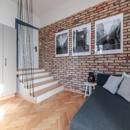 Apartment Old Town Eclectic For 6 People By Bookinghost *