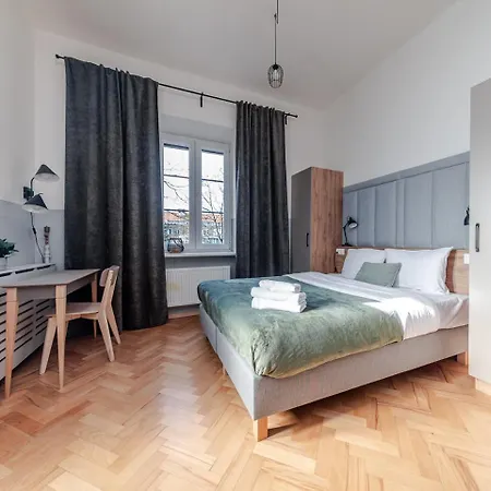 Old Town Eclectic For 6 People By Bookinghost * Warschau